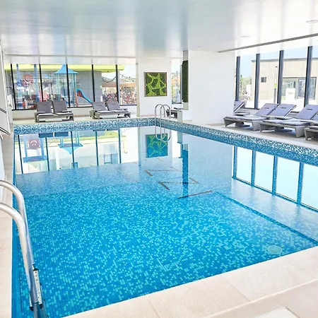 Apartament Santa Monica Pool & Mamaia Nord