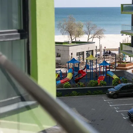 Apartament Santa Monica Pool & Mamaia Nord *
